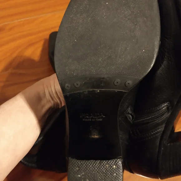 Prada Zipper Leather Boots Black 36